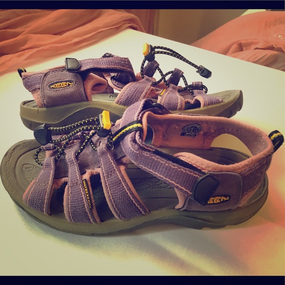 Keen sandals - Picture 1 of 4